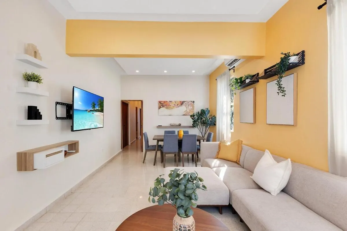 Group Vacation Home Steps From Beach And Nightlife San Juan